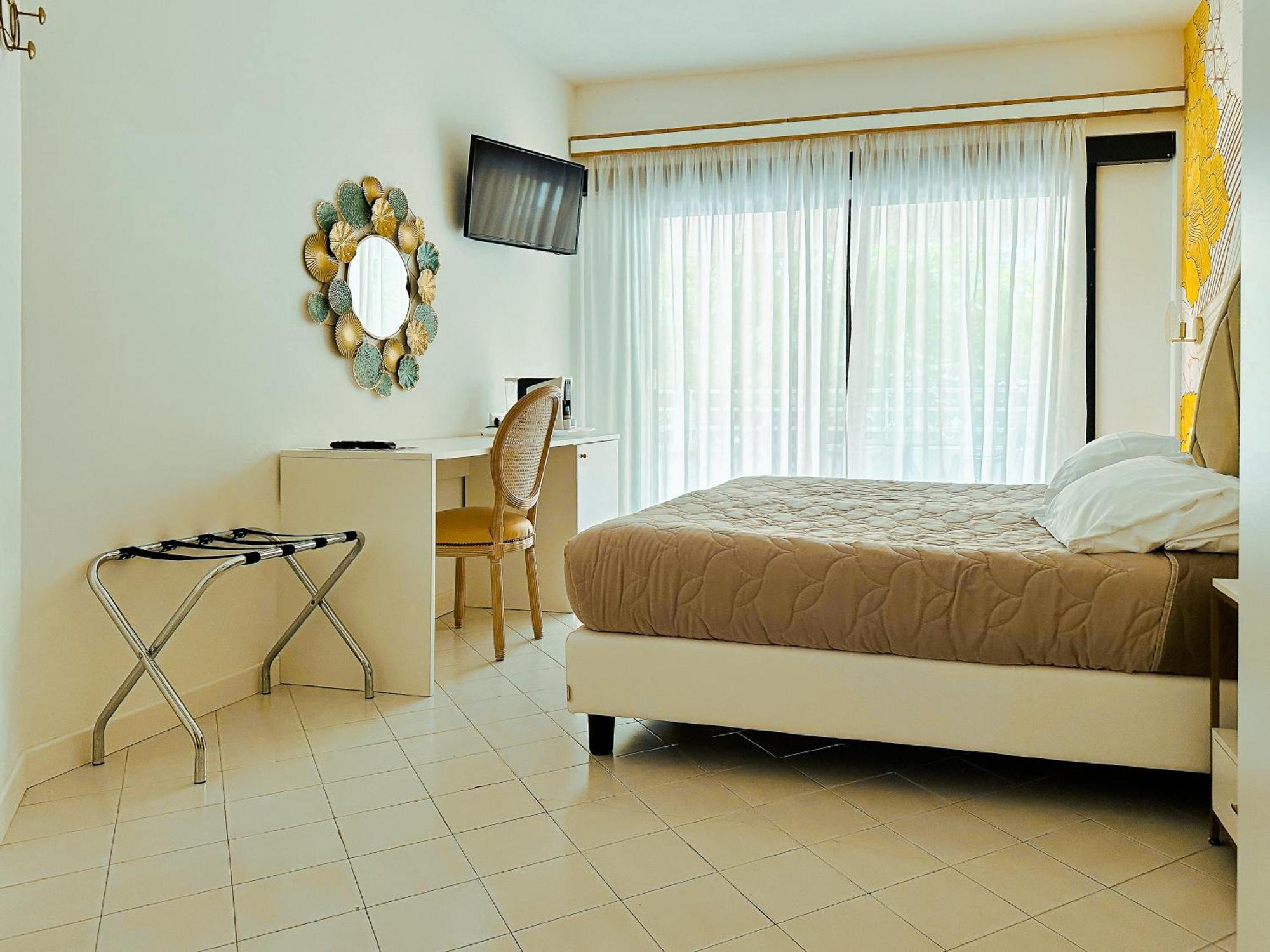 Hotel President - Vintage Hotel In Centro Riccione Exterior foto